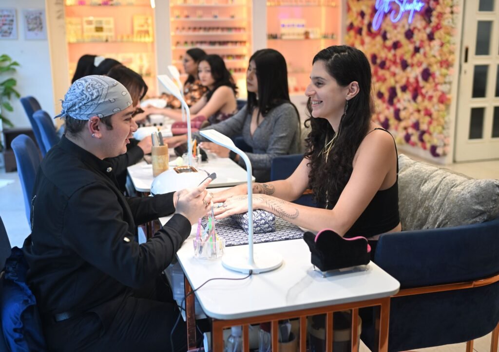 Salon service category icon – Best salon in Dehradun