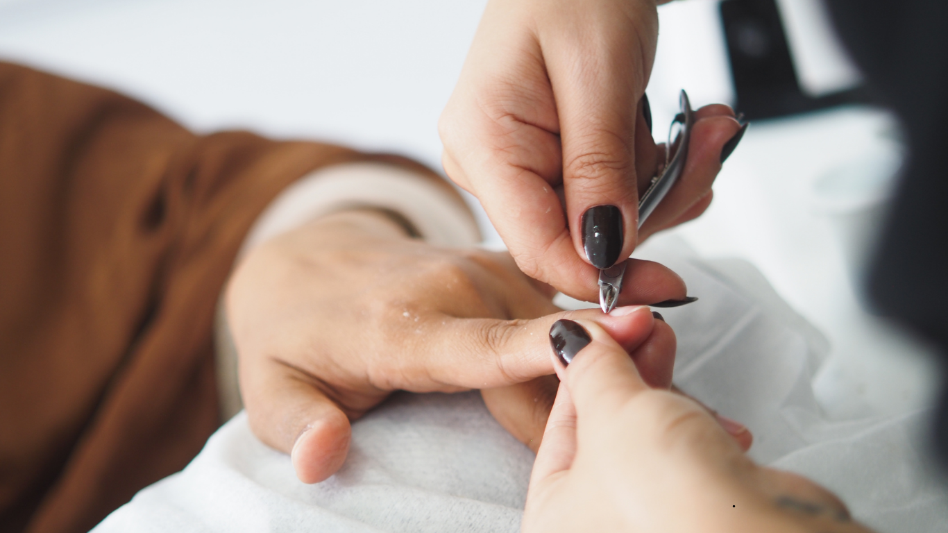 Anti fungal nail treatment 