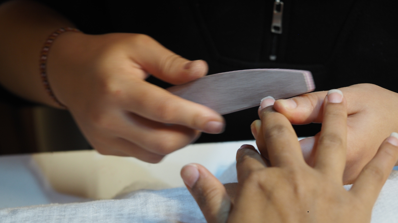 Hygienic nail salon Dehradun