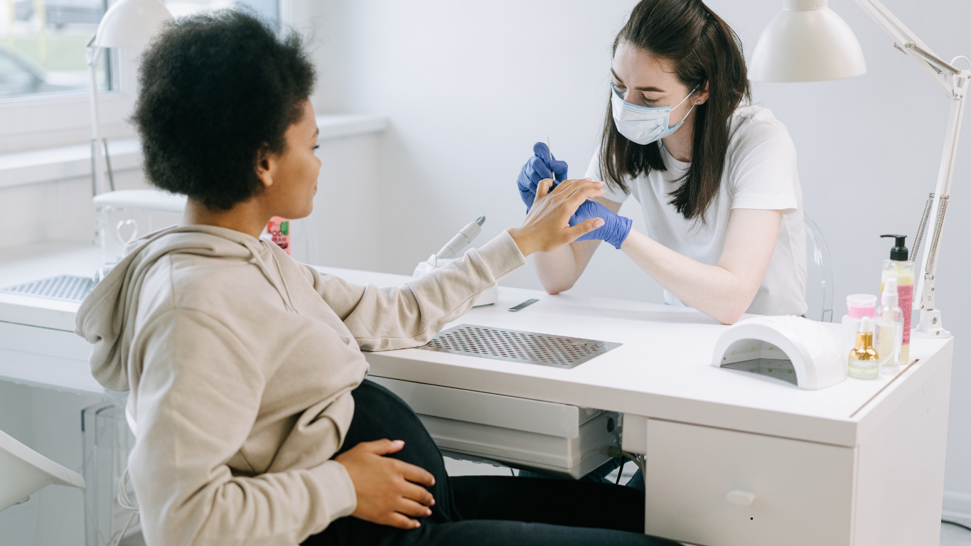 Relaxing pedicure Dehradun